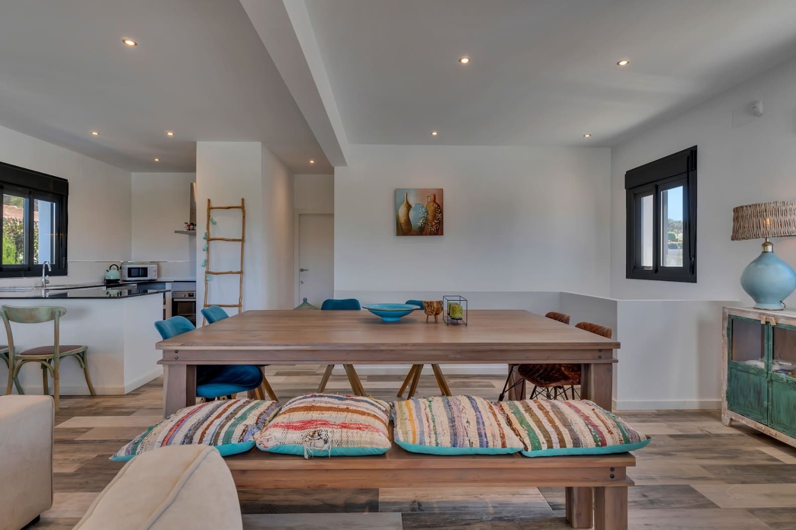 6 slaapkamer Villa te koop in Arenal met zwembad garage - € 1.250.000 (Ref: 9997431)
