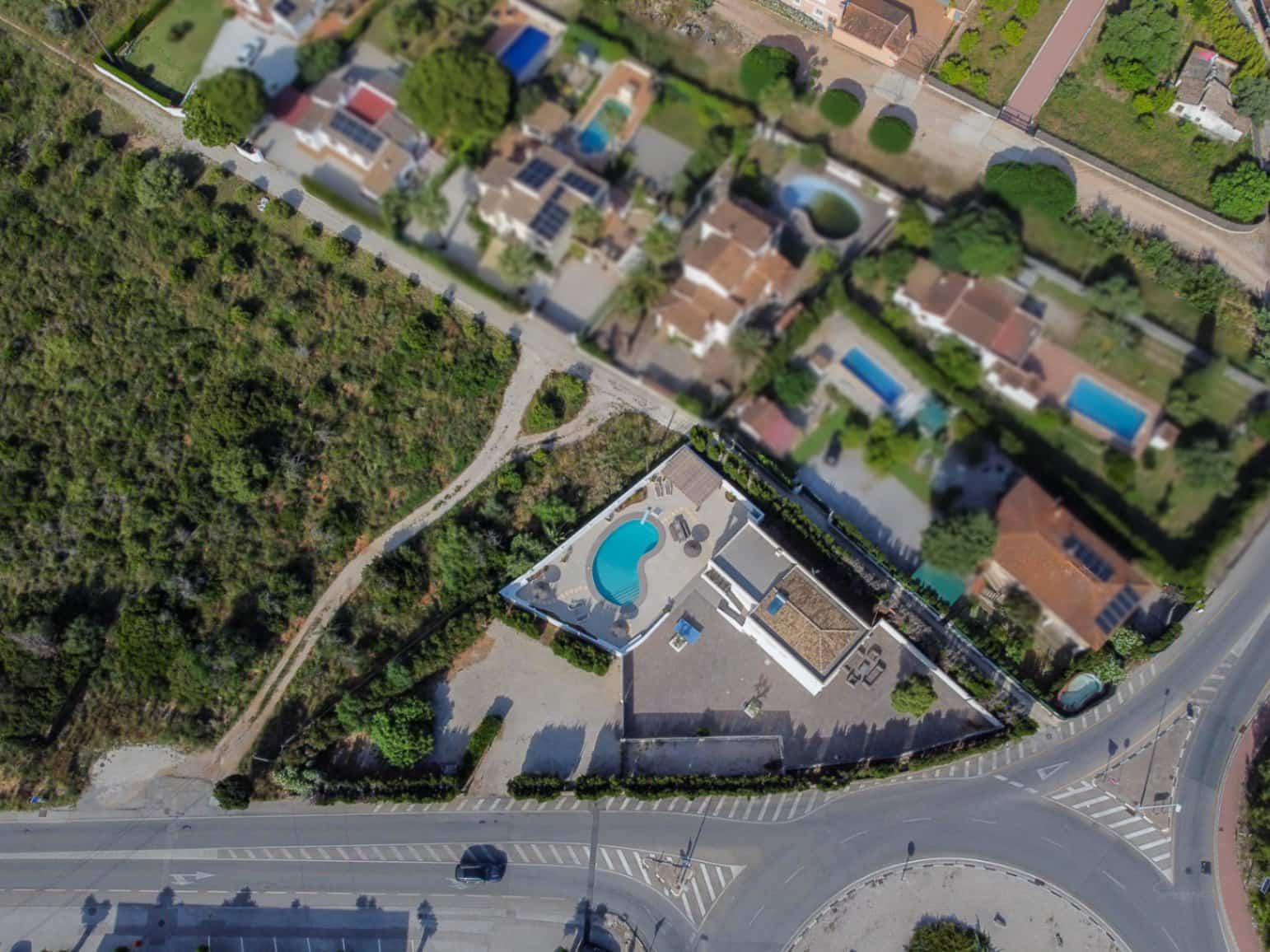 6 slaapkamer Villa te koop in Arenal met zwembad garage - € 1.250.000 (Ref: 9997431)
