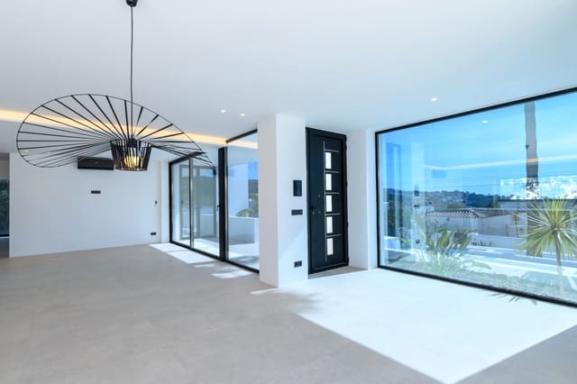 5 sypialnia Willa na sprzedaż w Moraira, Teulada-Moraira z basenem garażem - 1 849 000 € (Ref: 9997432)