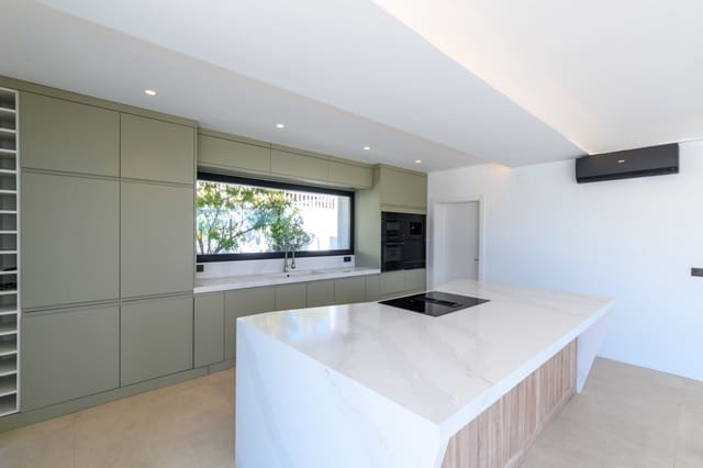 5 sypialnia Willa na sprzedaż w Moraira, Teulada-Moraira z basenem garażem - 1 849 000 € (Ref: 9997432)