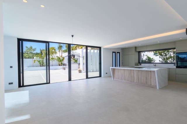 5 sypialnia Willa na sprzedaż w Moraira, Teulada-Moraira z basenem garażem - 1 849 000 € (Ref: 9997432)