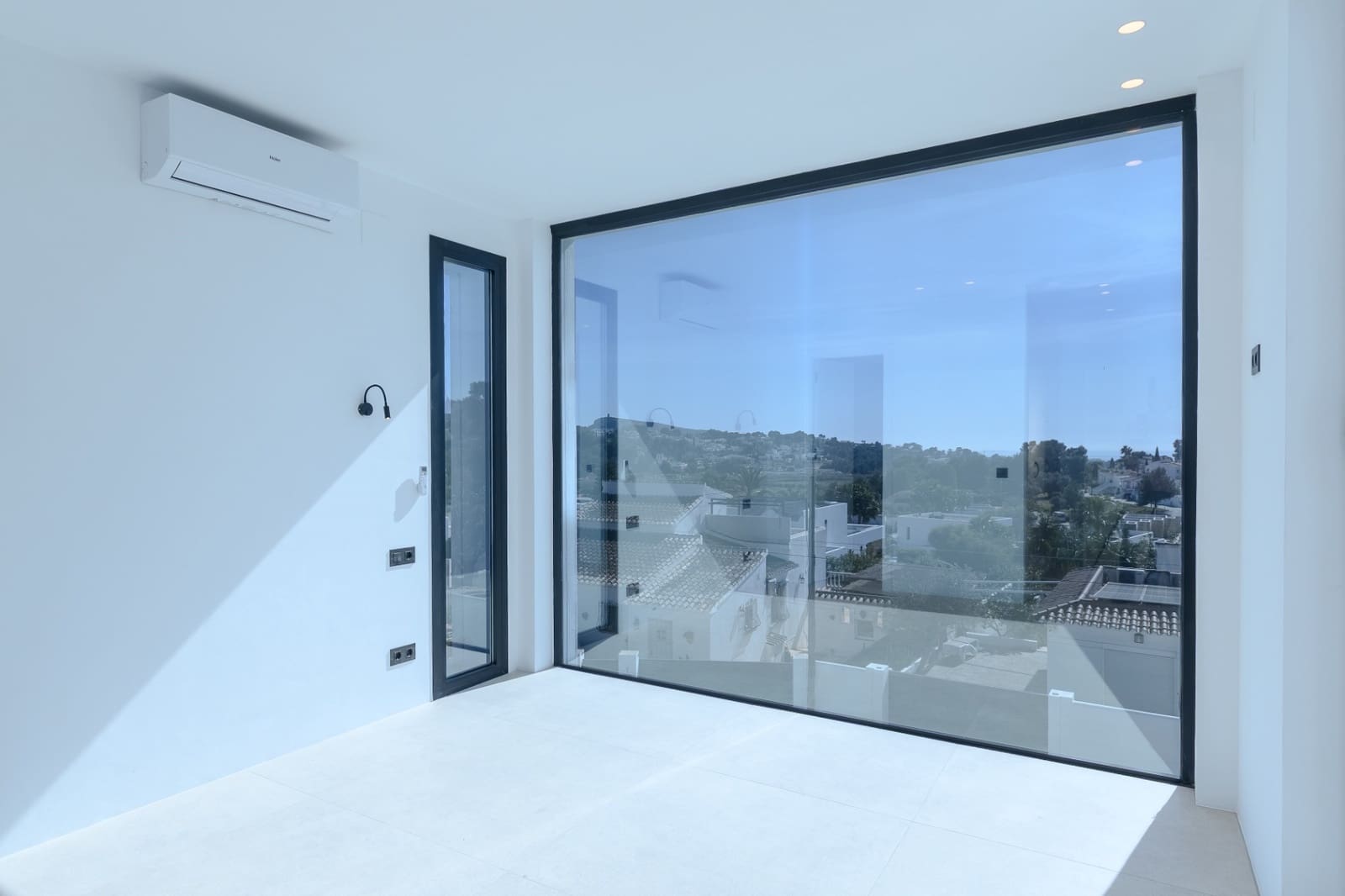 5 sypialnia Willa na sprzedaż w Moraira z basenem garażem - 1 849 000 € (Ref: 9997432)