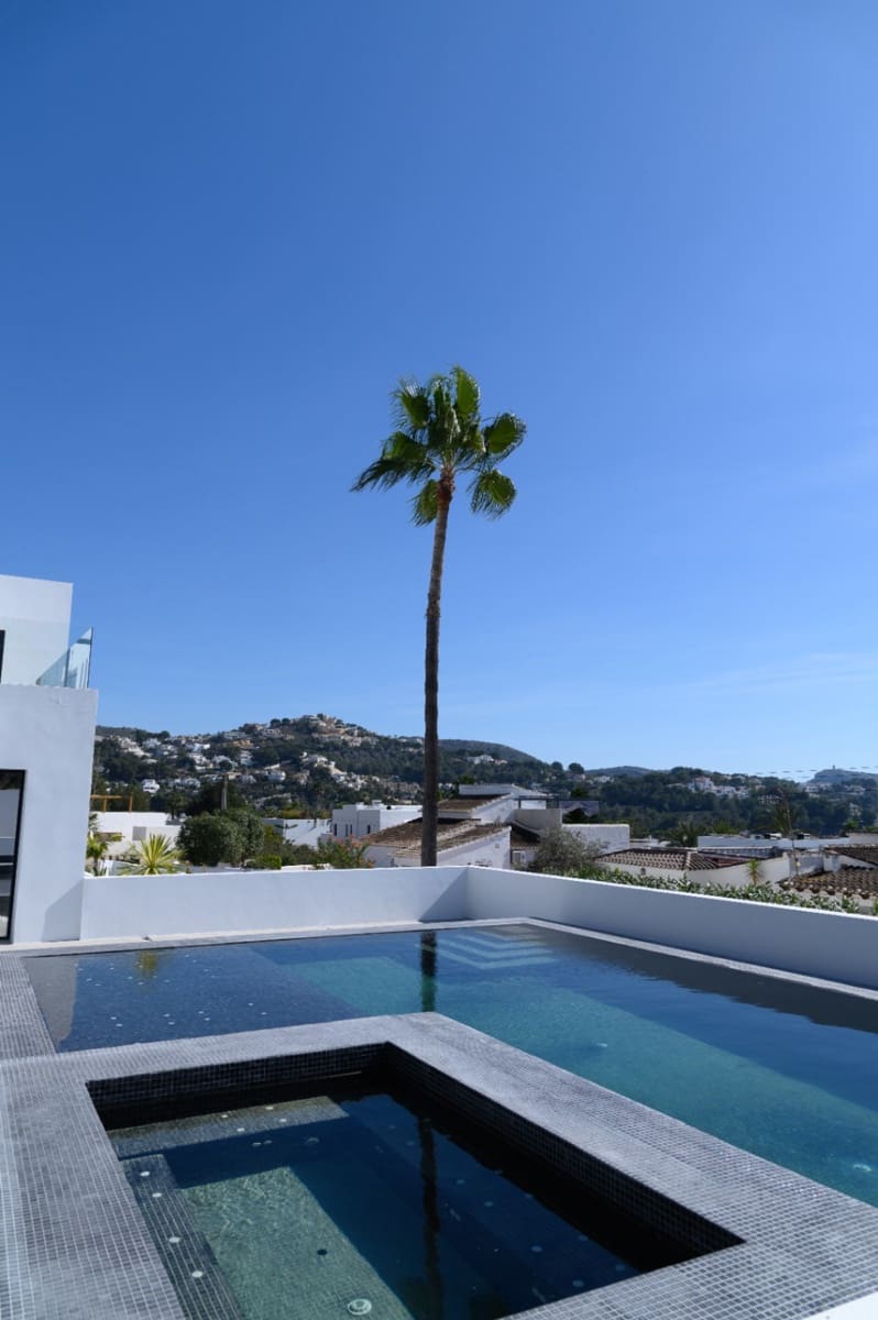 5 sypialnia Willa na sprzedaż w Moraira z basenem garażem - 1 849 000 € (Ref: 9997432)