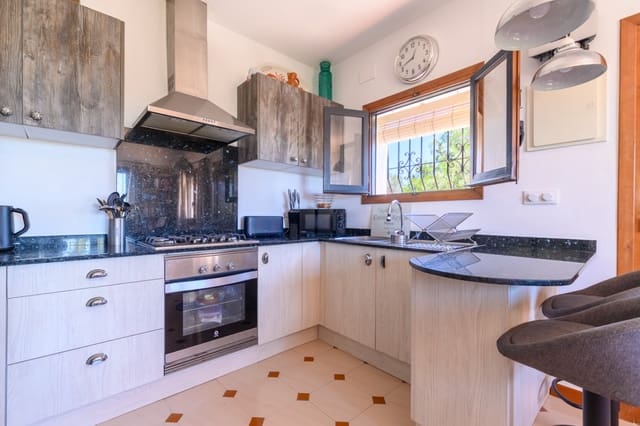 4 bedroom Villa for sale in Senija with garage - € 460,000 (Ref: 9997433)