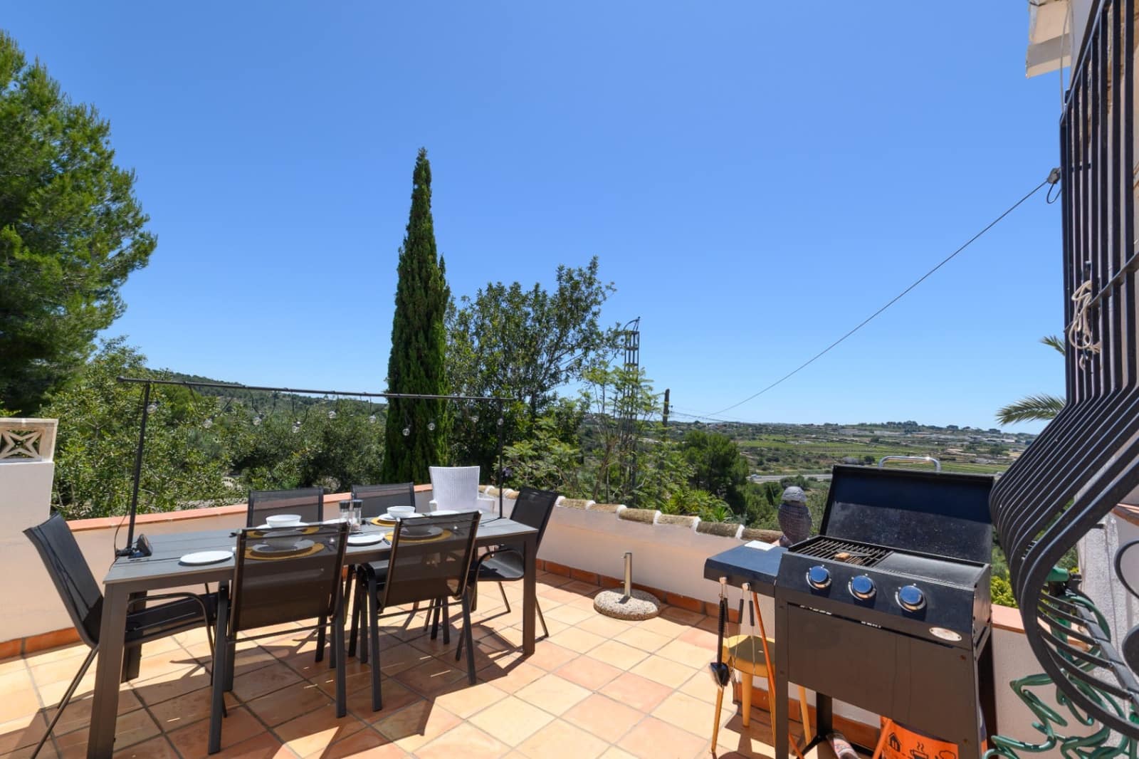 4 bedroom Villa for sale in Senija with garage - € 460,000 (Ref: 9997433)