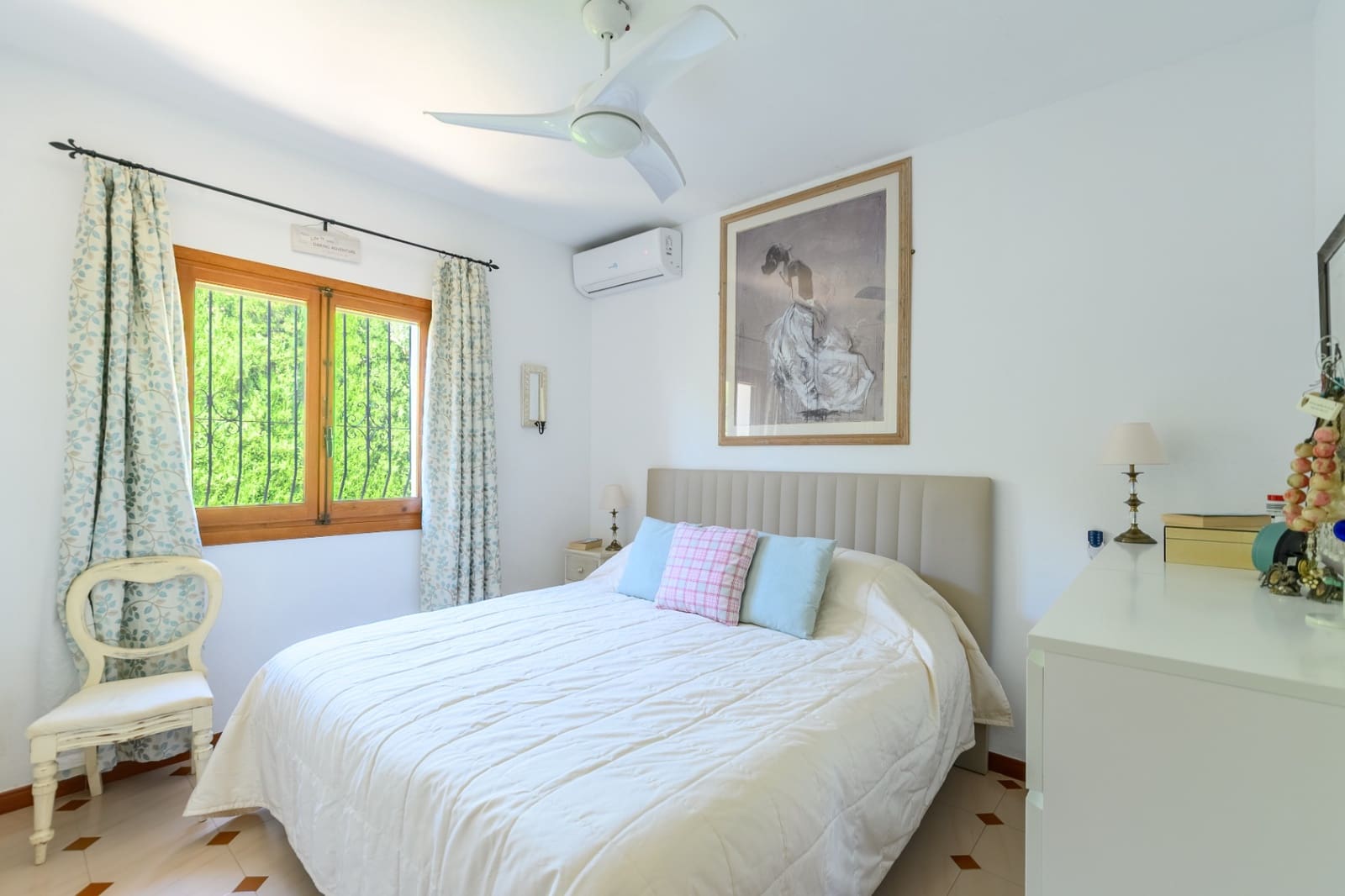 4 bedroom Villa for sale in Senija with garage - € 460,000 (Ref: 9997433)