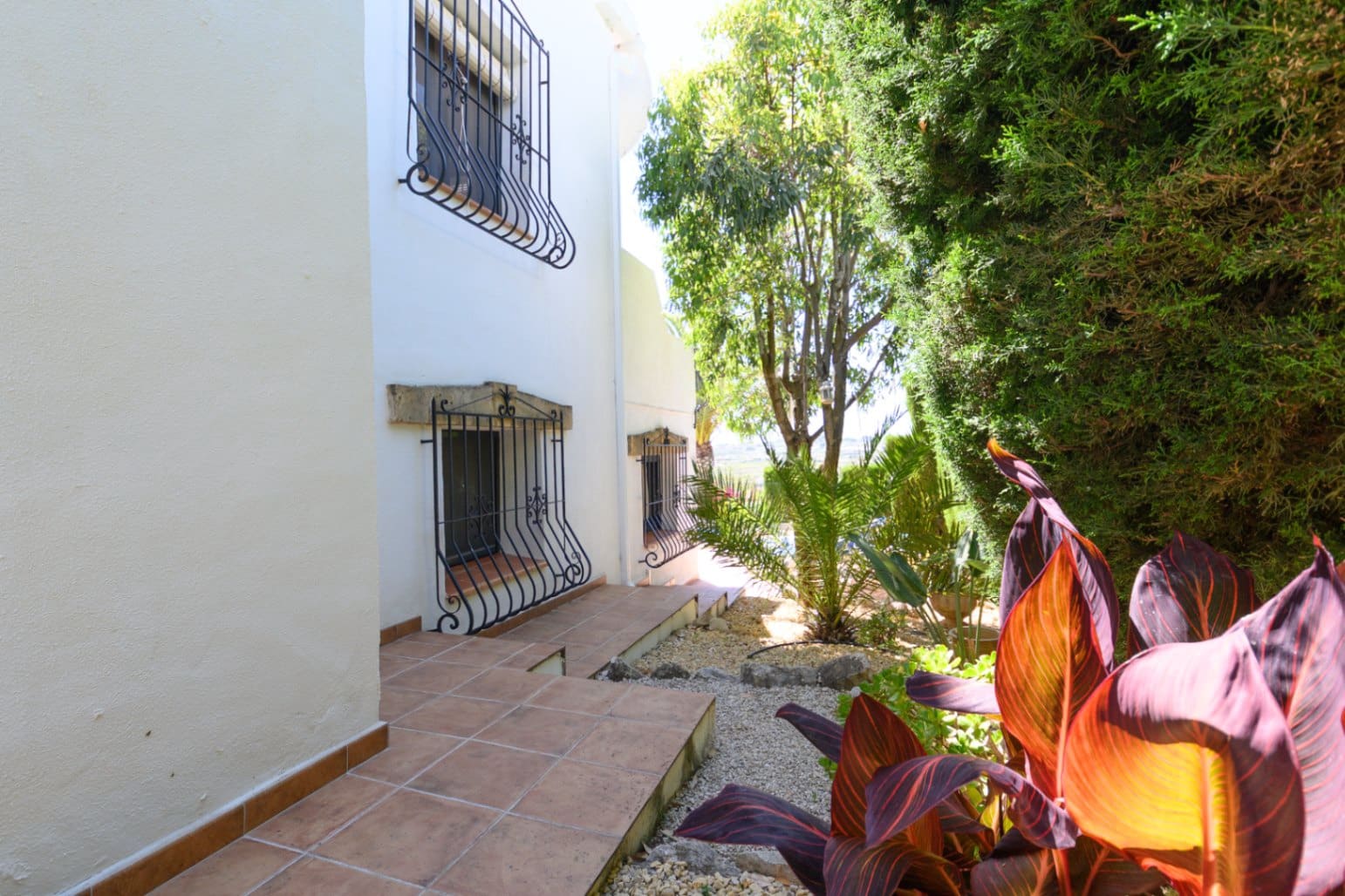 4 bedroom Villa for sale in Senija with garage - € 460,000 (Ref: 9997433)