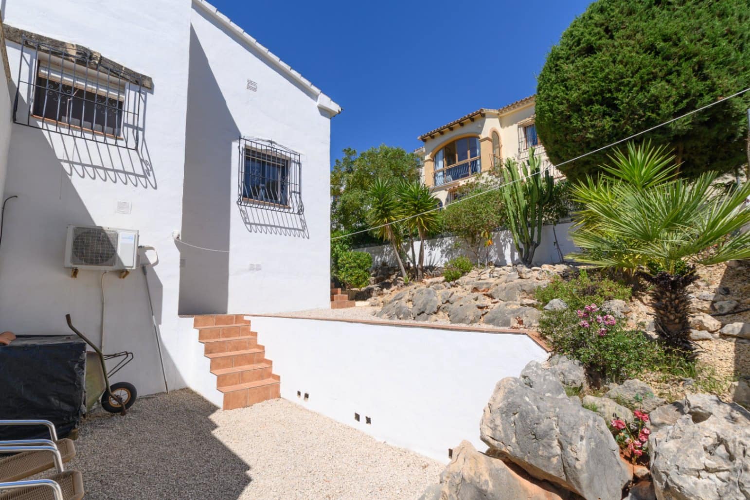 4 bedroom Villa for sale in Senija with garage - € 460,000 (Ref: 9997433)
