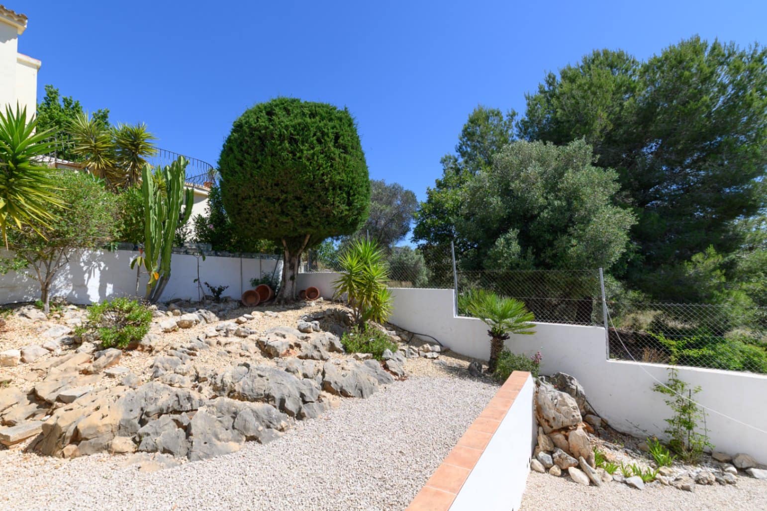 4 bedroom Villa for sale in Senija with garage - € 460,000 (Ref: 9997433)