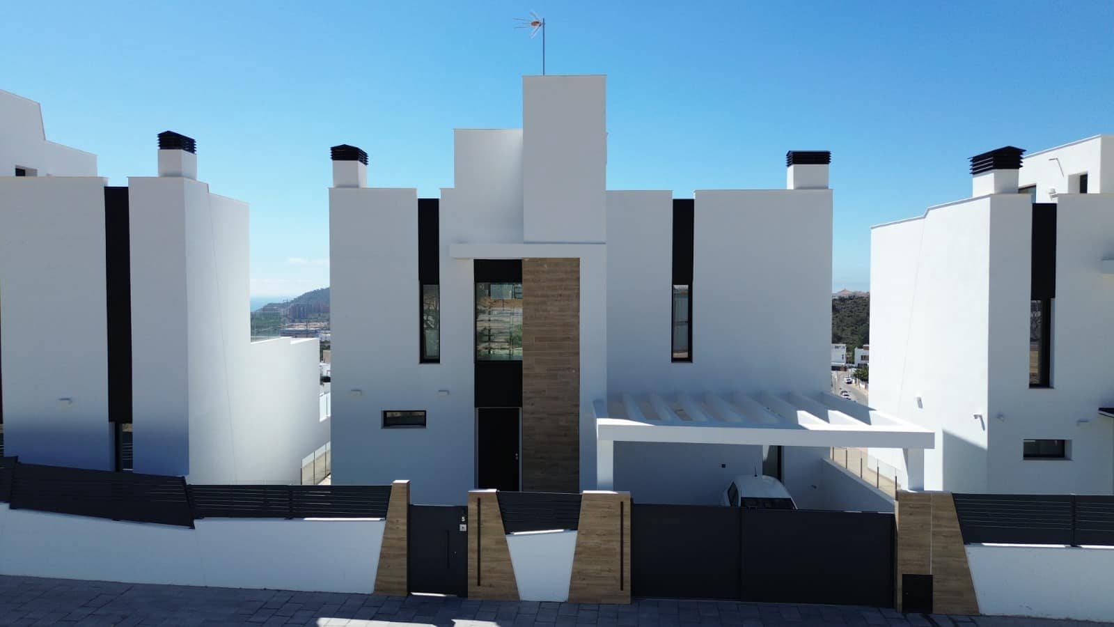 5 soverom Villa til salgs i Finestrat med svømmebasseng garasje - € 1 350 000 (Ref: 9997434)