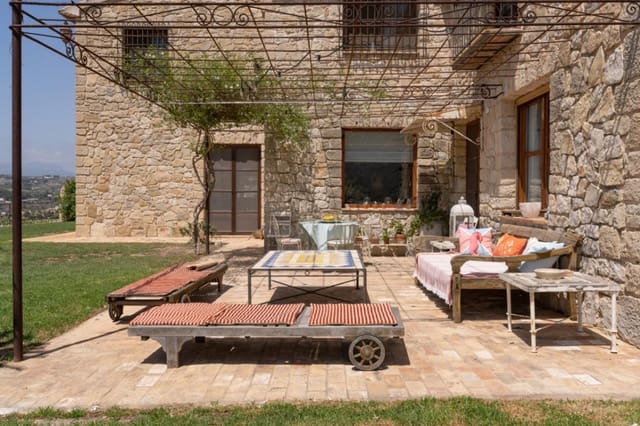 4 sypialnia Willa na sprzedaż w Teulada Pueblo, Teulada-Moraira z basenem garażem - 4 200 000 € (Ref: 9997437)