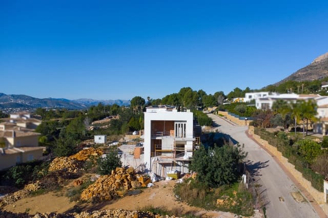 4 quarto Moradia para venda em Javea / Xàbia com piscina garagem - 2 350 000 € (Ref: 9997438)