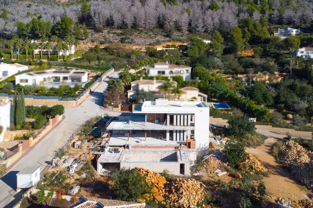 4 quarto Moradia para venda em Javea / Xàbia com piscina garagem - 2 350 000 € (Ref: 9997438)