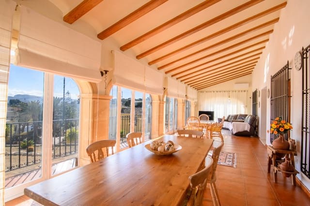 5 soveværelse Villa til salg i Centro ciudad, Javea / Xàbia med garage - € 840.000 (Ref: 9997440)