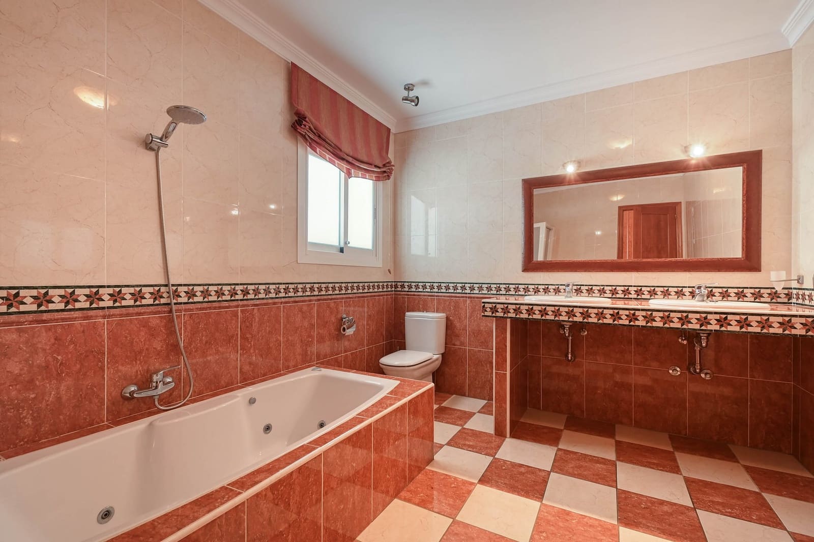 4 soverom Villa til salgs i Altea med svømmebasseng garasje - € 1 295 000 (Ref: 9997443)