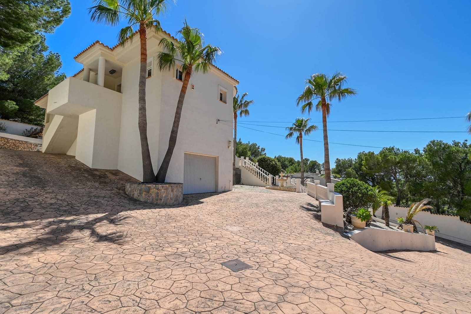 4 soverom Villa til salgs i Altea med svømmebasseng garasje - € 1 295 000 (Ref: 9997443)