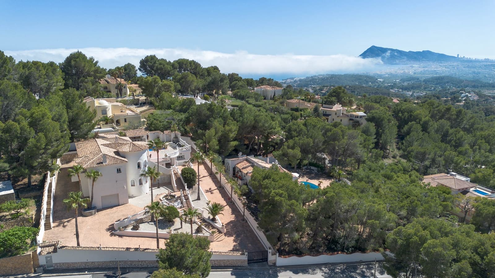 4 soverom Villa til salgs i Altea med svømmebasseng garasje - € 1 295 000 (Ref: 9997443)