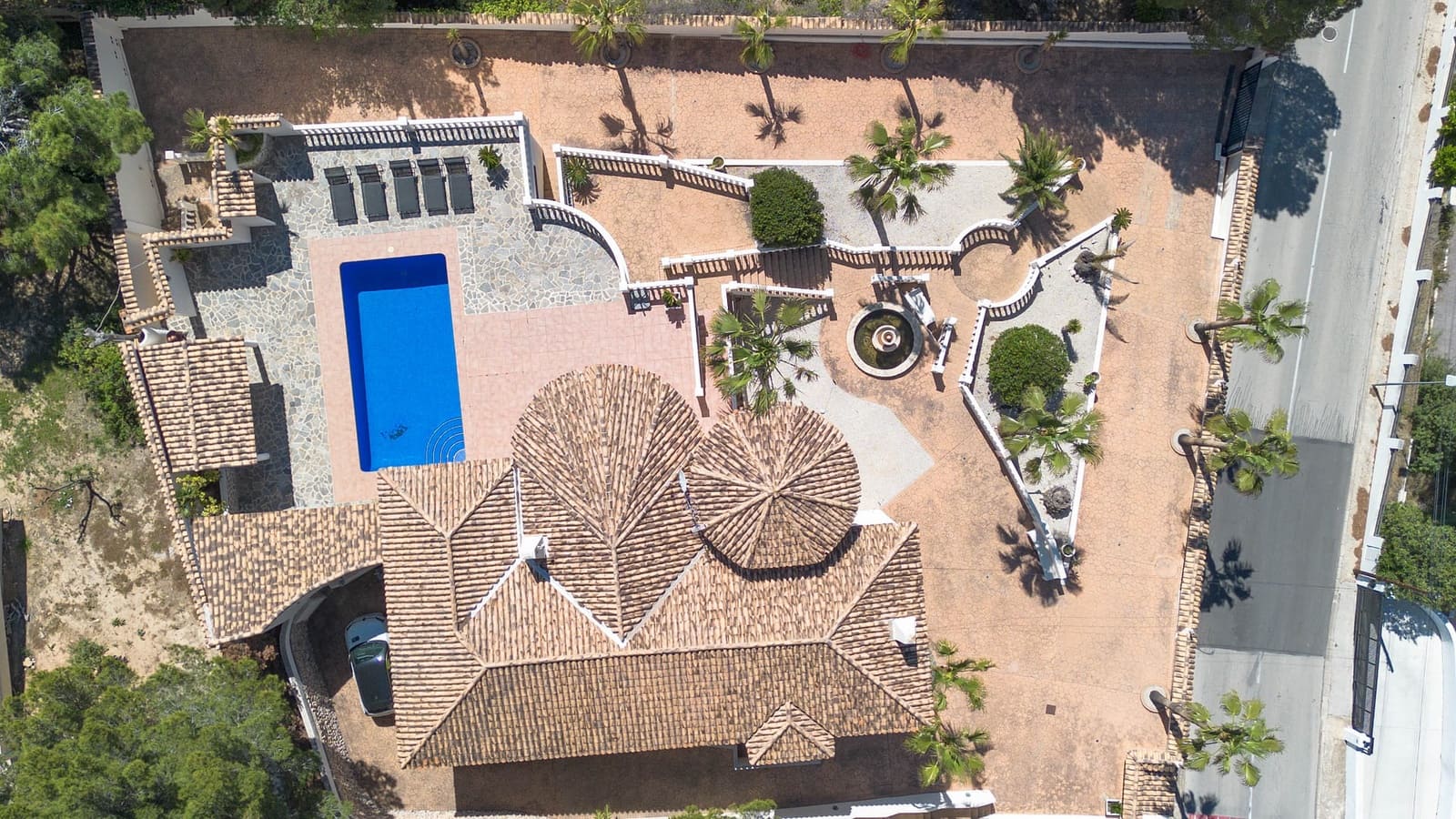 4 soverom Villa til salgs i Altea med svømmebasseng garasje - € 1 295 000 (Ref: 9997443)