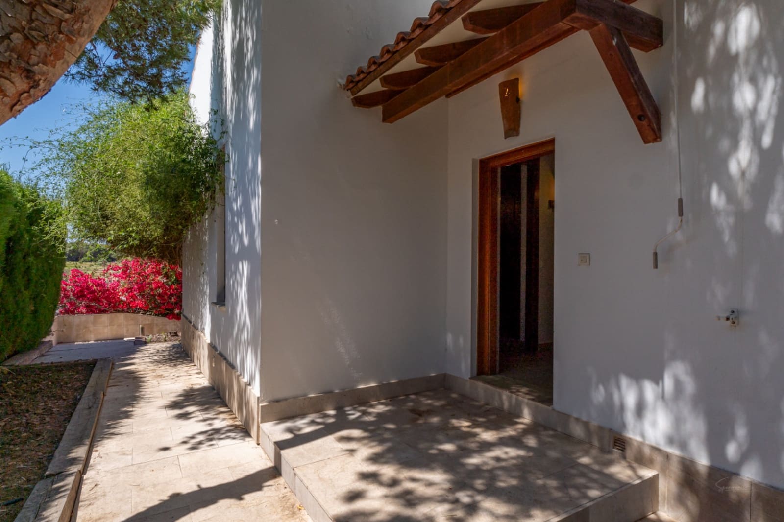 5 Zimmer Villa zu verkaufen in Javea / Xabia mit Pool Garage - 1.175.000 € (Ref: 9997449)