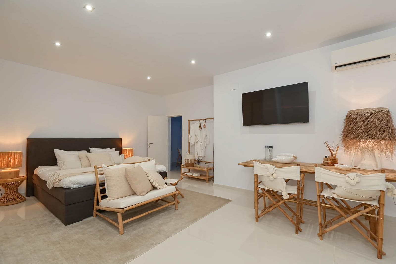 5 soverom Villa til salgs i Benissa med svømmebasseng garasje - € 3 500 000 (Ref: 9997452)