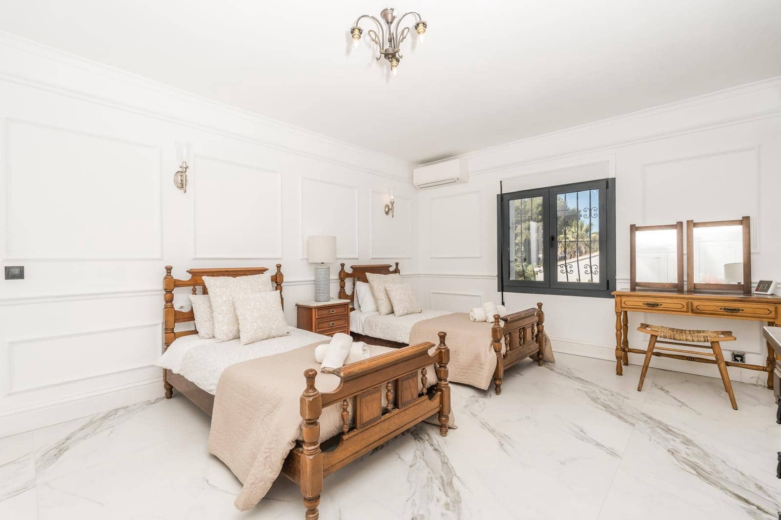 5 chambre Villa/Maison à vendre à Javea / Xabia avec piscine garage - 1 395 000 € (Ref: 9997453)