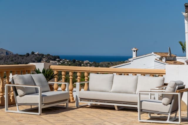 4 soverom Villa til salgs i Javea / Xàbia med svømmebasseng garasje - € 890 000 (Ref: 9997454)