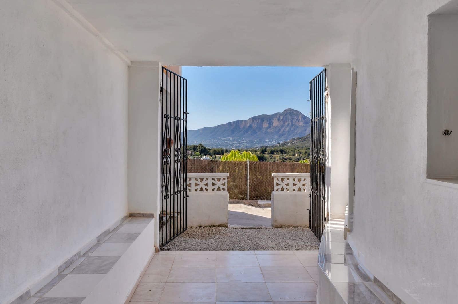 4 soverom Villa til salgs i Javea / Xabia med svømmebasseng garasje - € 890 000 (Ref: 9997454)