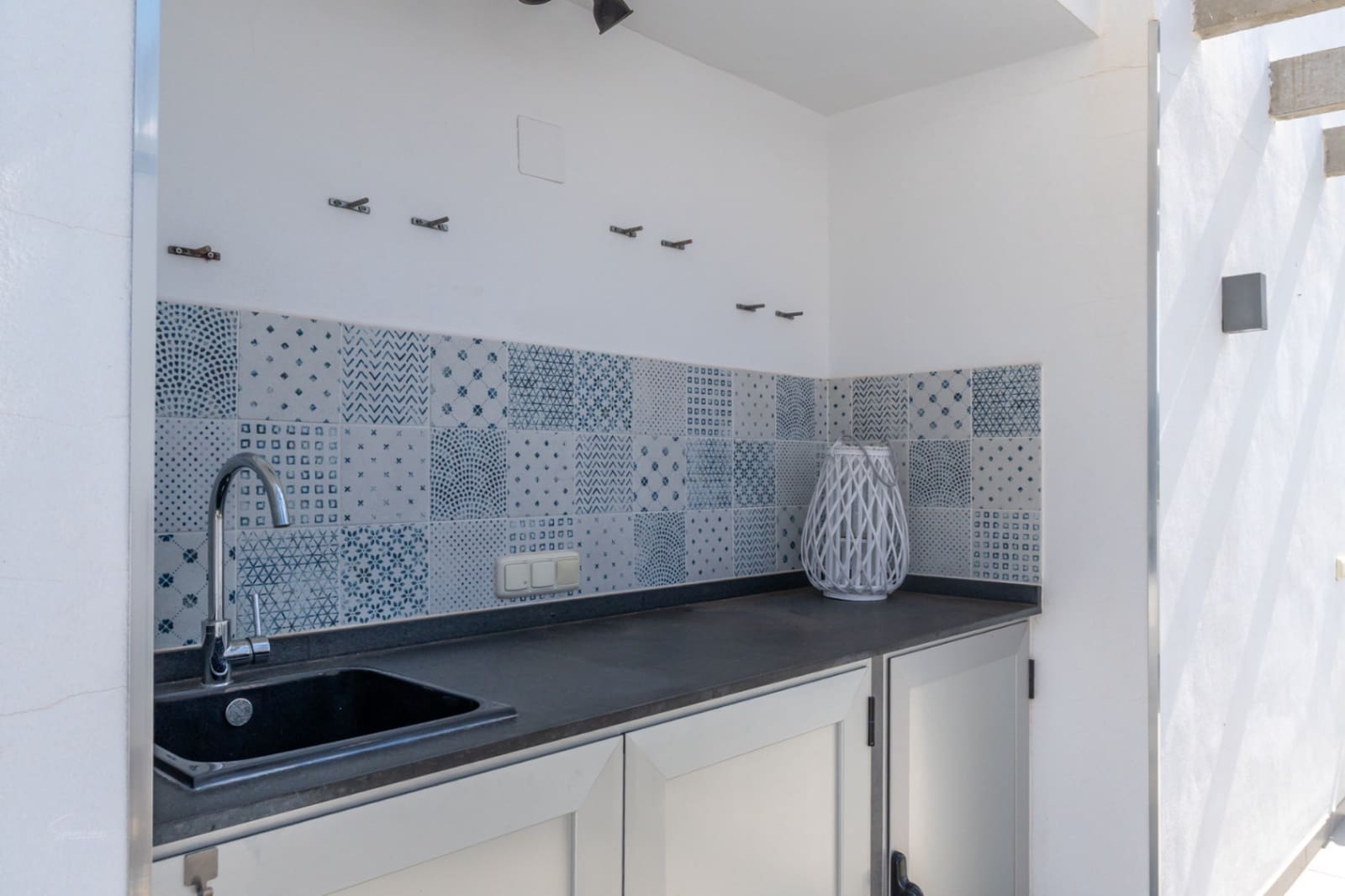 3 bedroom Apartment for sale in Arenal with pool garage - € 595,000 (Ref: 9997456)