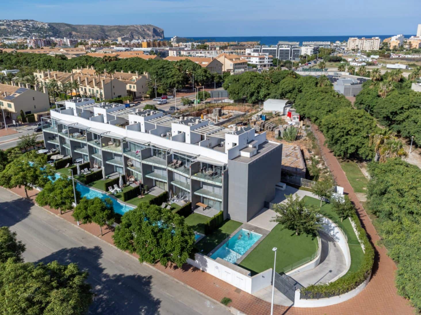 3 bedroom Apartment for sale in Arenal with pool garage - € 595,000 (Ref: 9997456)