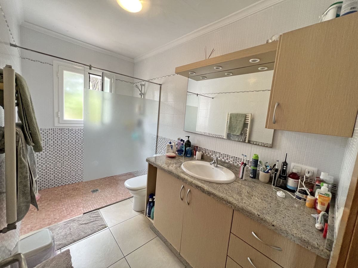 3 soveværelse Villa til salg i Javea / Xabia med swimmingpool garage - € 875.000 (Ref: 9997460)