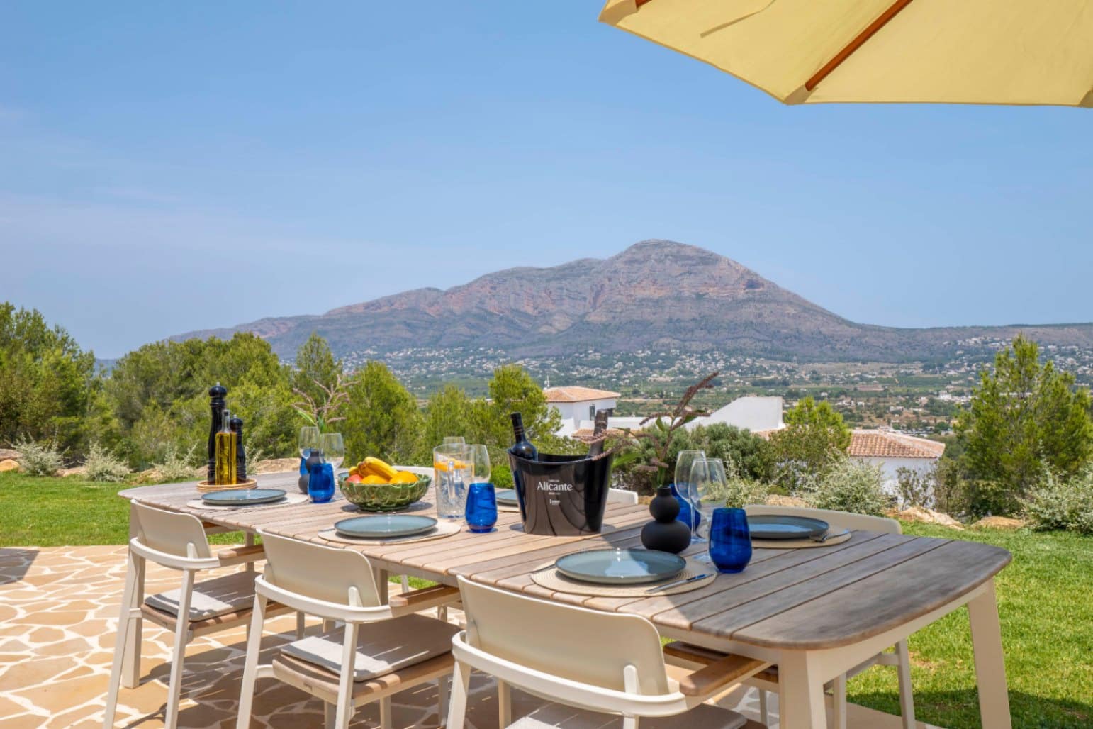 8 sypialnia Willa na sprzedaż w Javea / Xabia z basenem garażem - 3 950 000 € (Ref: 9997463)