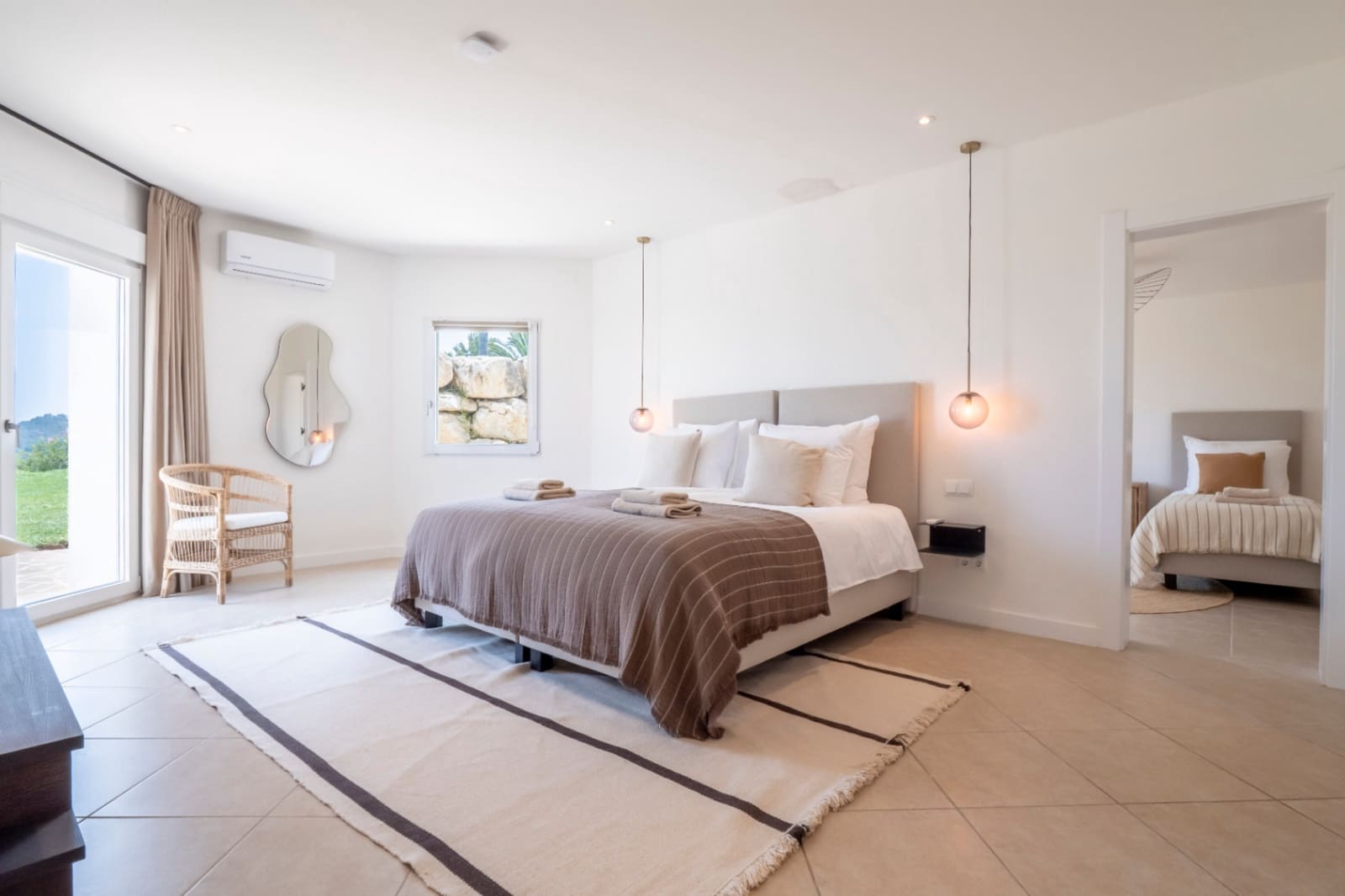 8 sypialnia Willa na sprzedaż w Javea / Xabia z basenem garażem - 3 950 000 € (Ref: 9997463)