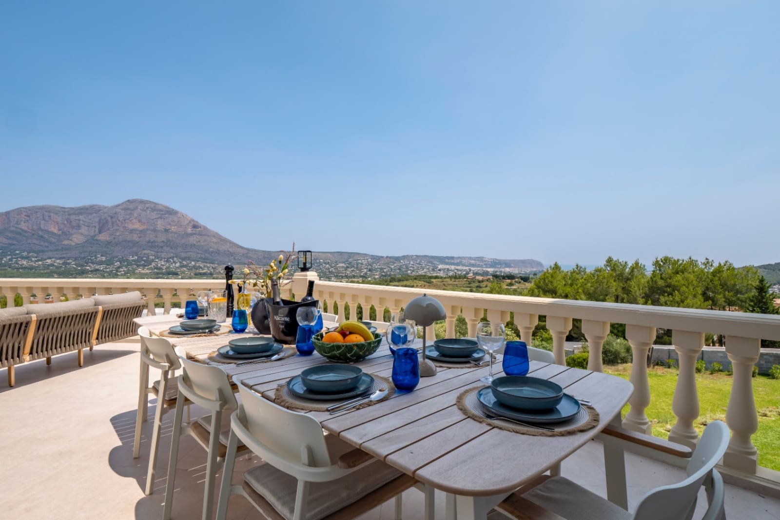 8 sypialnia Willa na sprzedaż w Javea / Xabia z basenem garażem - 3 950 000 € (Ref: 9997463)