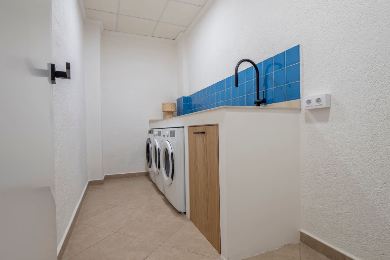 8 sypialnia Willa na sprzedaż w Javea / Xabia z basenem garażem - 3 950 000 € (Ref: 9997463)