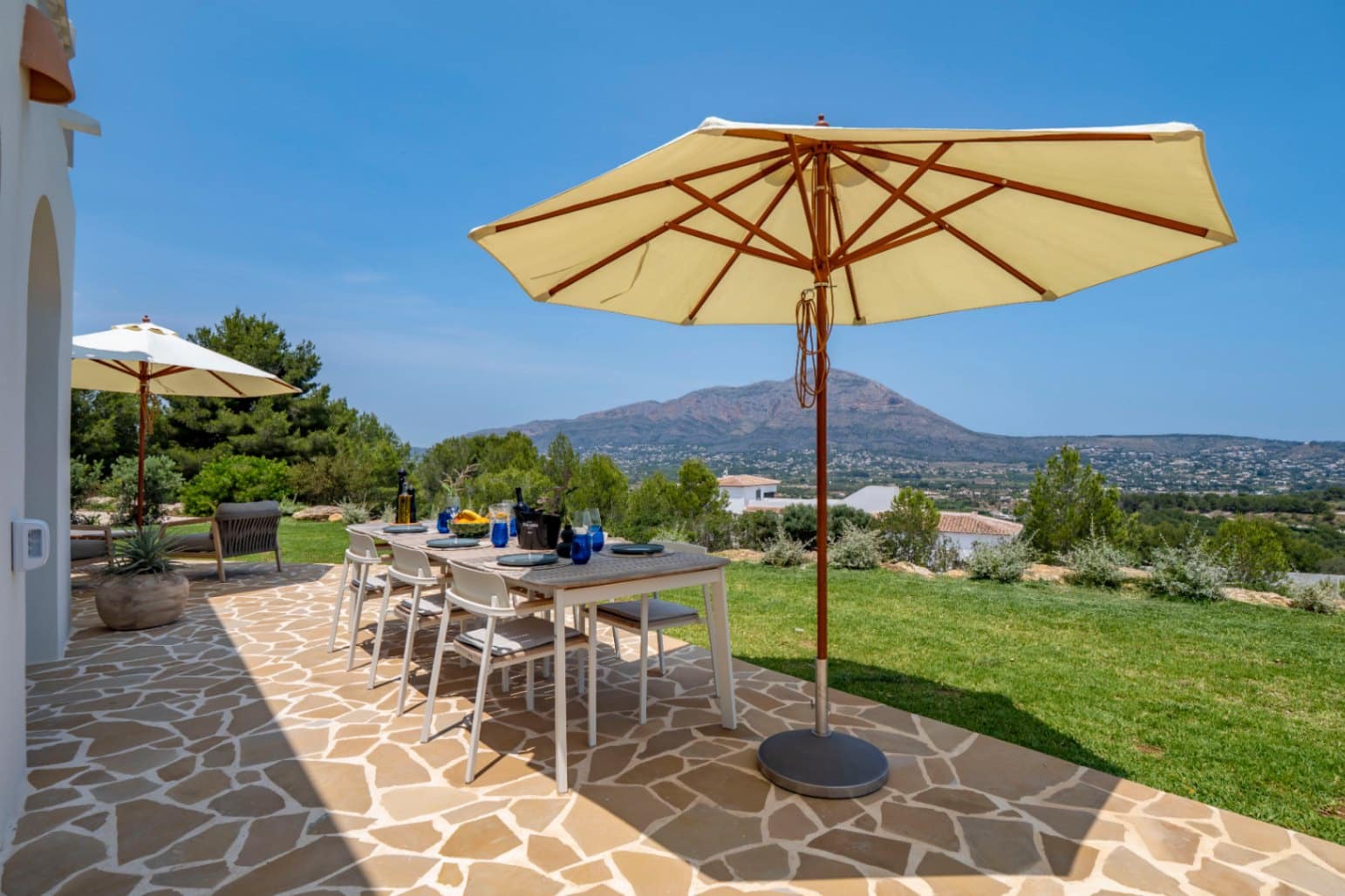 8 sypialnia Willa na sprzedaż w Javea / Xabia z basenem garażem - 3 950 000 € (Ref: 9997463)