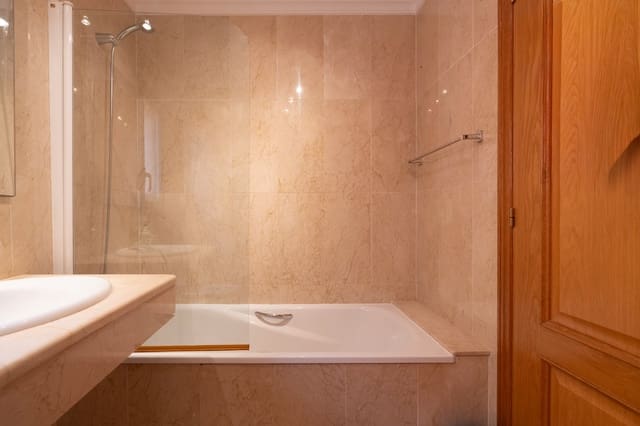 3 bedroom Apartment for sale in Puerto, Javea / Xàbia with pool - € 624,000 (Ref: 9997464)