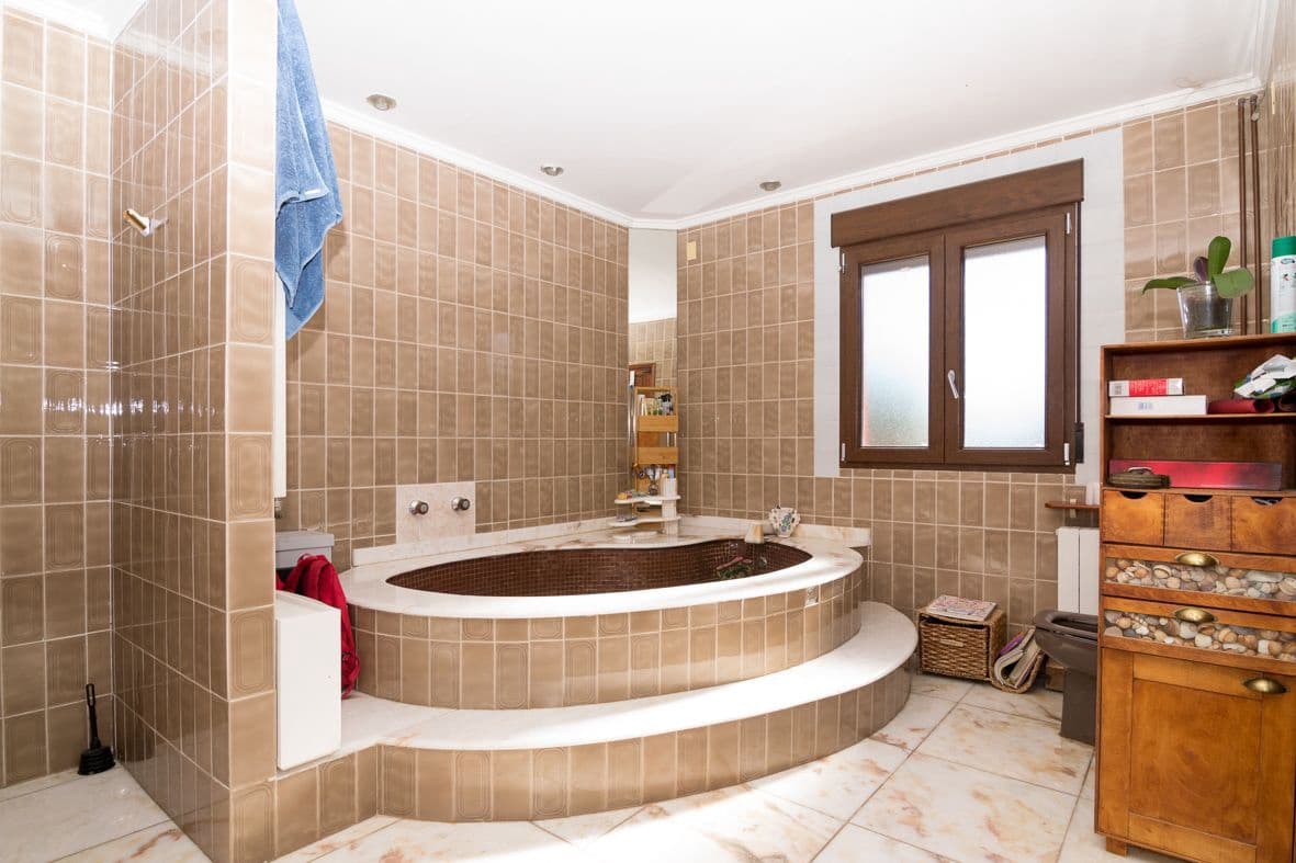 4 bedroom Villa for sale in Denia with pool garage - € 895,000 (Ref: 9997468)