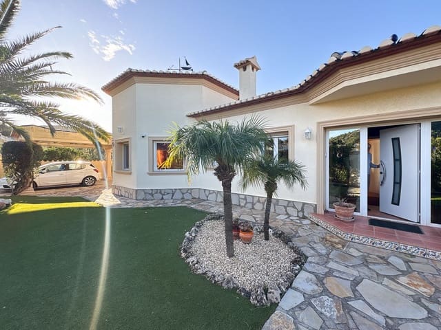5 soverom Villa til salgs i El Montgó, Dénia med svømmebasseng garasje - € 1 375 000 (Ref: 9997470)