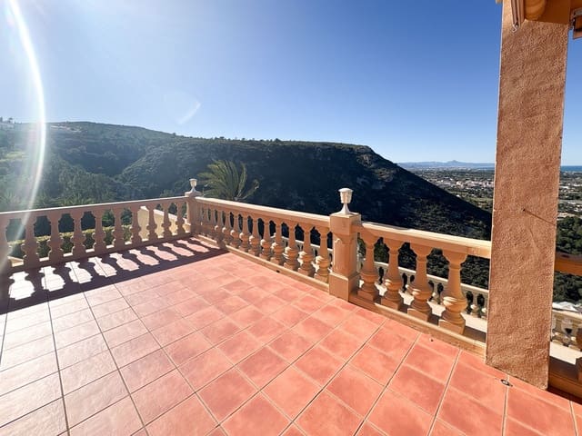 5 soverom Villa til salgs i El Montgó, Dénia med svømmebasseng garasje - € 1 375 000 (Ref: 9997470)