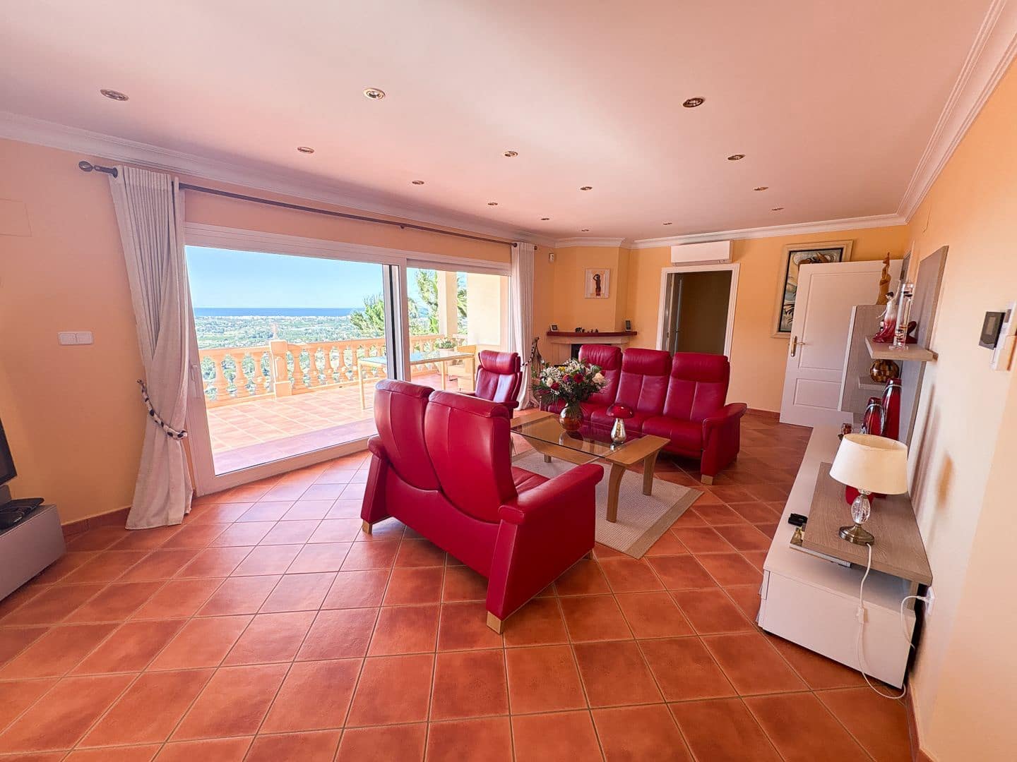 5 soverom Villa til salgs i Denia med svømmebasseng garasje - € 1 375 000 (Ref: 9997470)