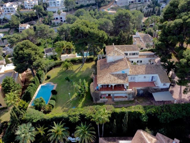 8 soverom Villa til salgs i Javea / Xàbia med svømmebasseng garasje - € 2 350 000 (Ref: 9997472)
