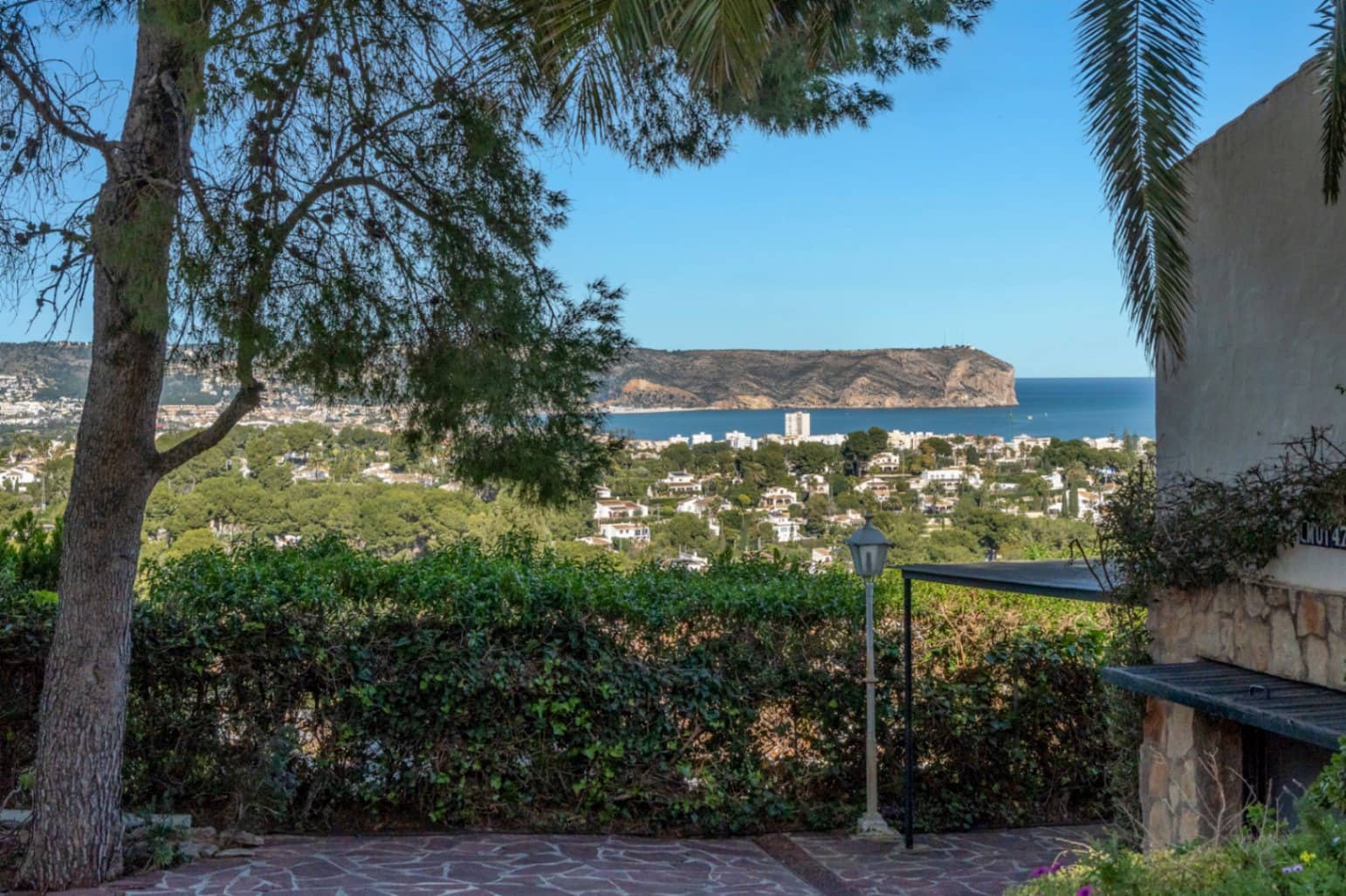 8 soverom Villa til salgs i Javea / Xabia med svømmebasseng garasje - € 2 350 000 (Ref: 9997472)