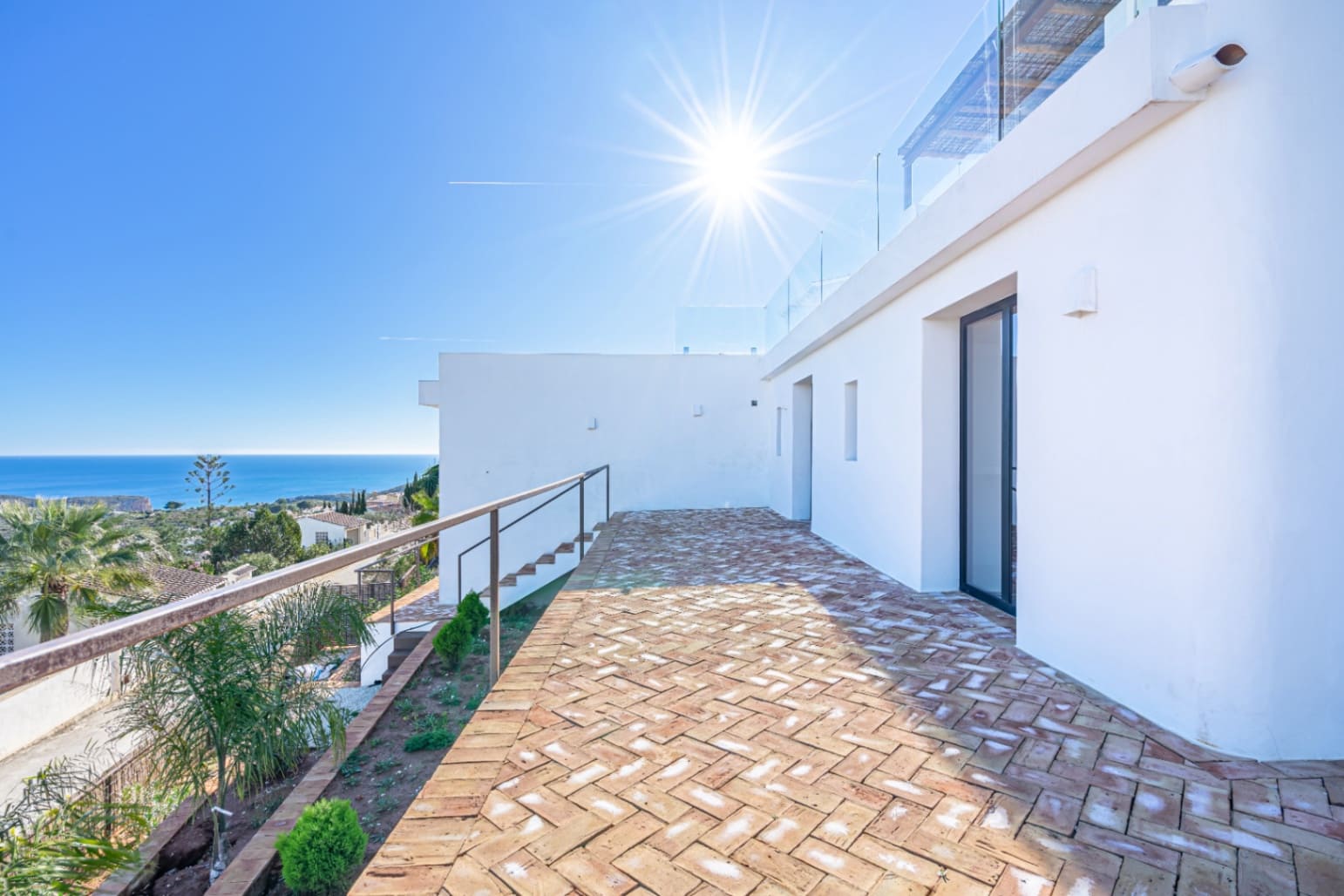 4 soveværelse Villa til salg i Cumbre del Sol med swimmingpool garage - € 1.950.000 (Ref: 9997473)