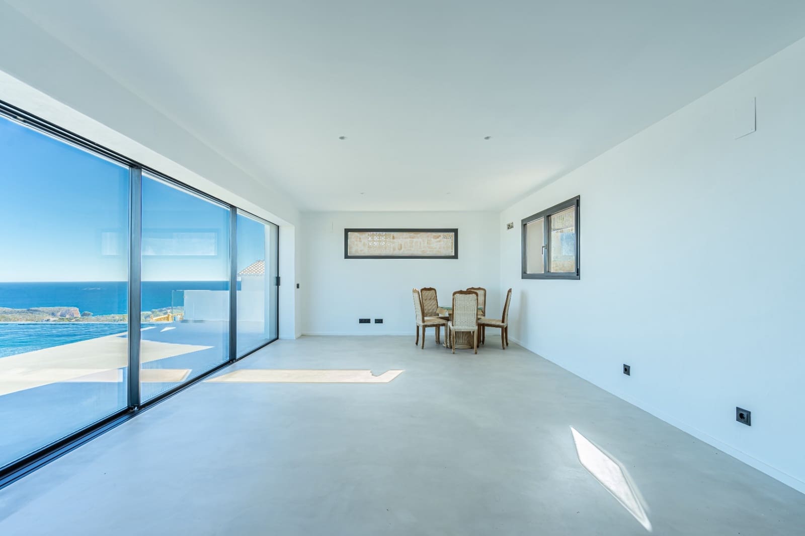 4 soveværelse Villa til salg i Cumbre del Sol med swimmingpool garage - € 1.950.000 (Ref: 9997473)