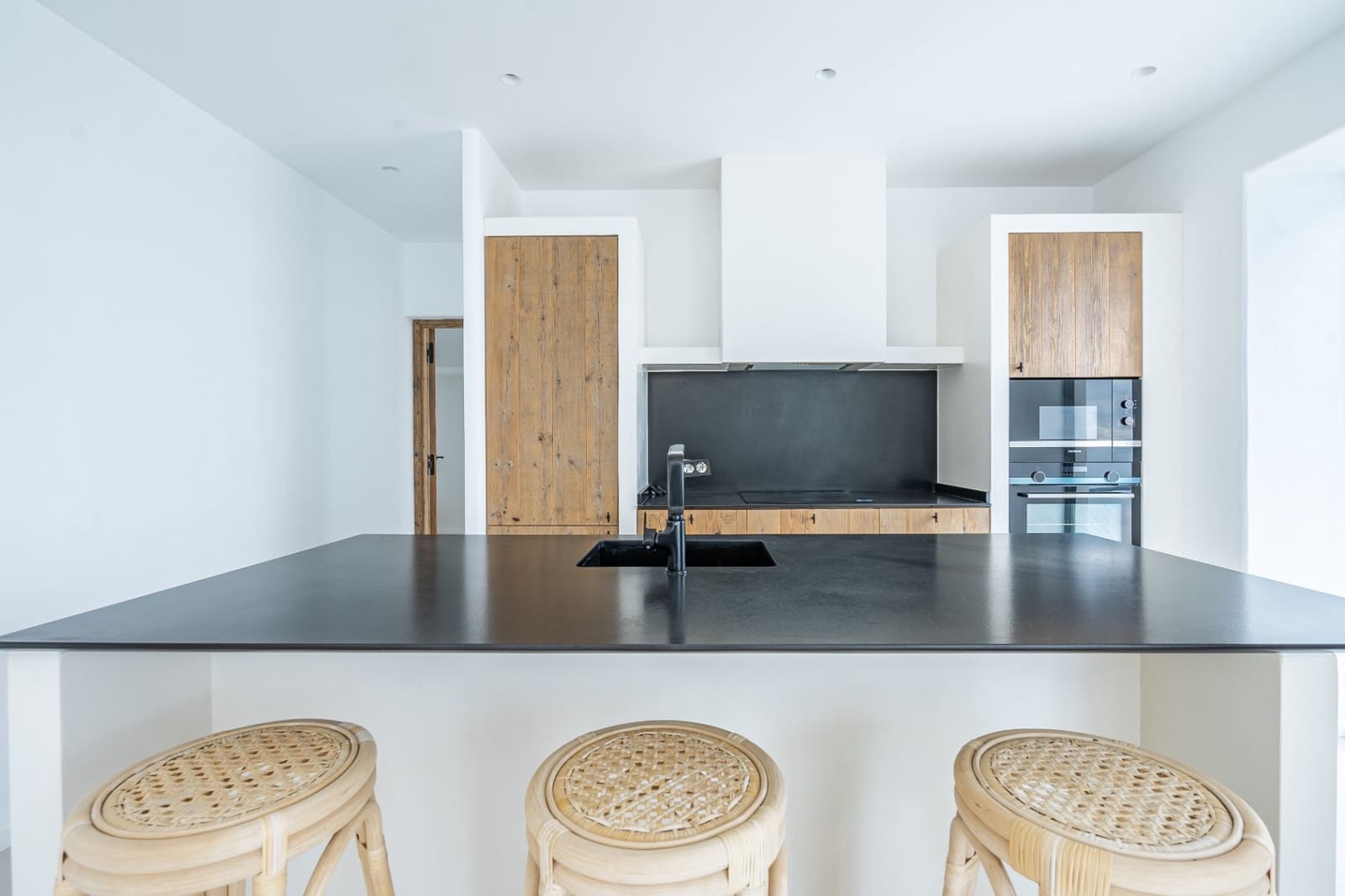 4 soveværelse Villa til salg i Cumbre del Sol med swimmingpool garage - € 1.950.000 (Ref: 9997473)