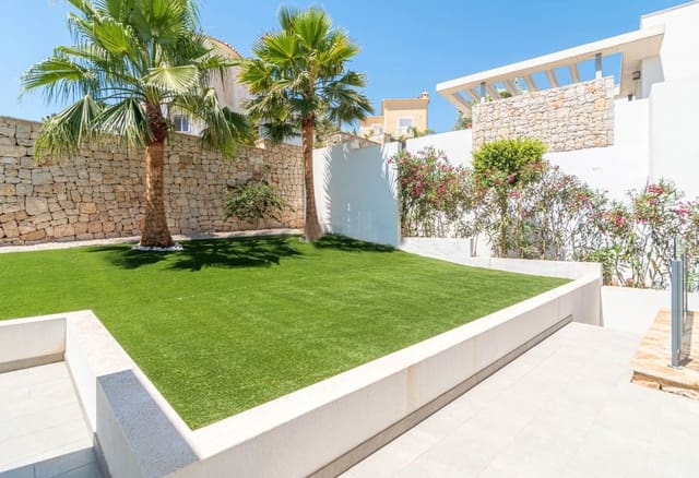 4 slaapkamer Villa te koop in Benitachell / Benitatxell met zwembad garage - € 1.150.000 (Ref: 9997477)