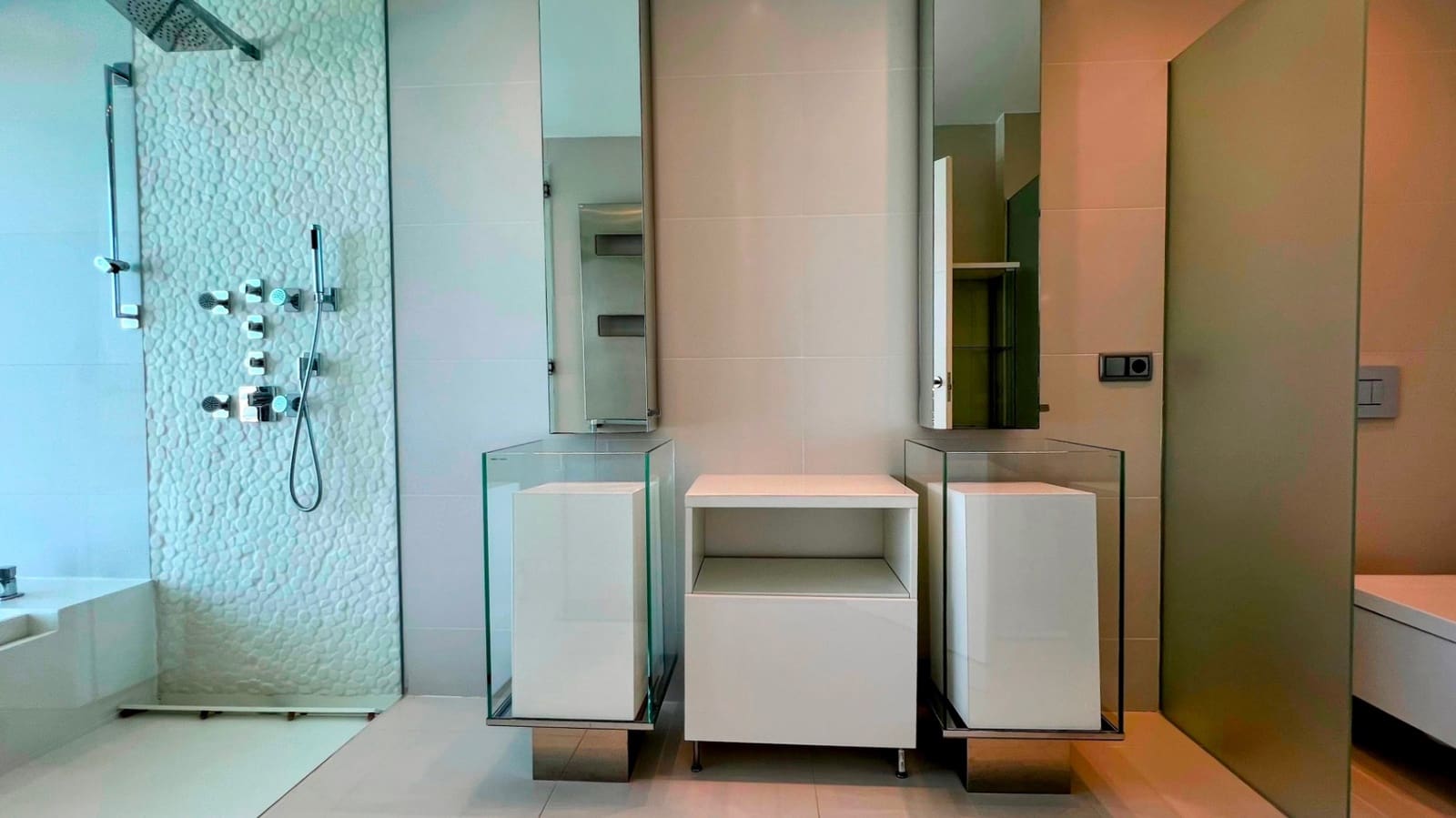 3 sypialnia Willa na sprzedaż w Altea z basenem garażem - 1 450 000 € (Ref: 9997478)
