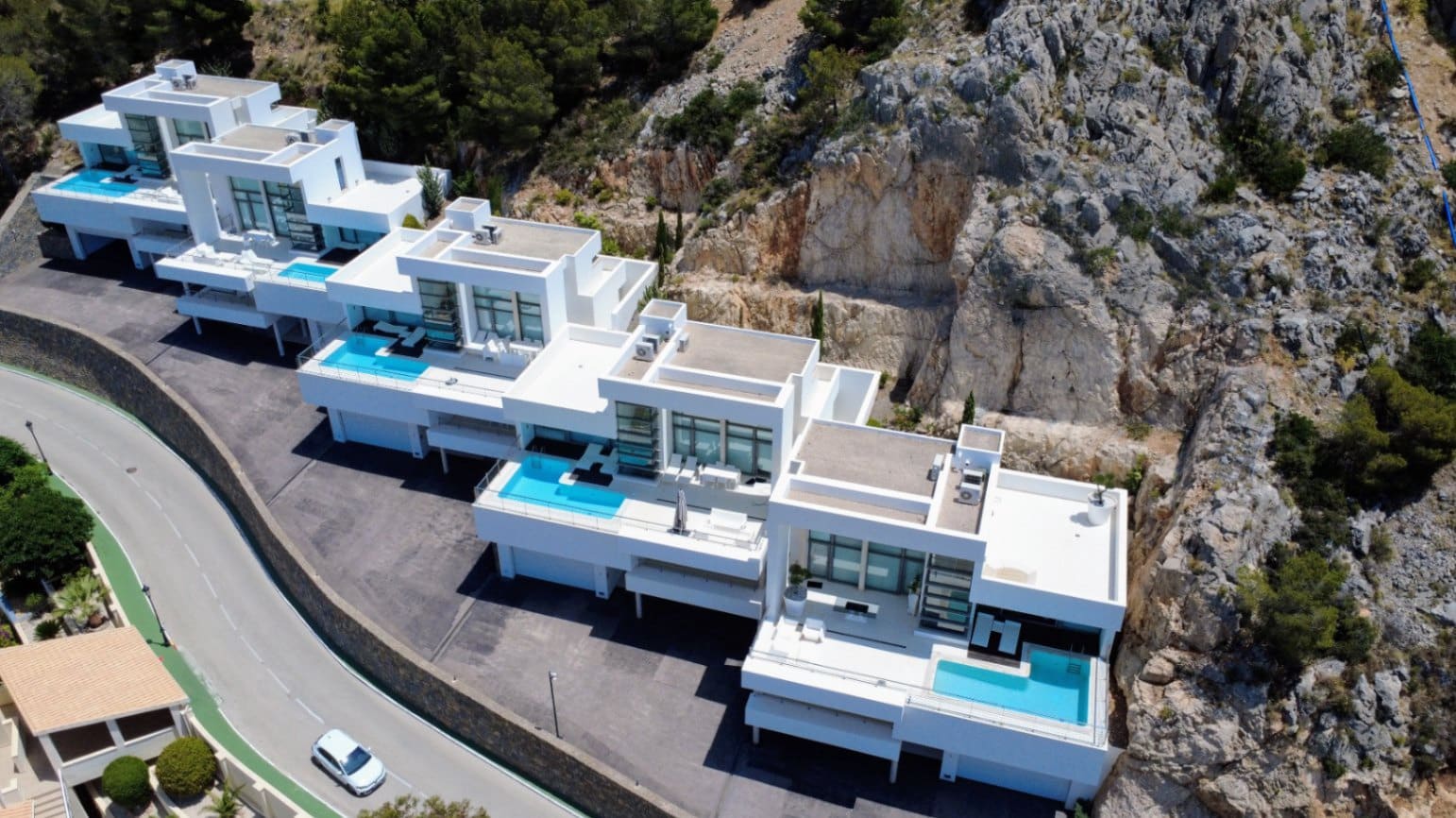 3 sypialnia Willa na sprzedaż w Altea z basenem garażem - 1 450 000 € (Ref: 9997478)