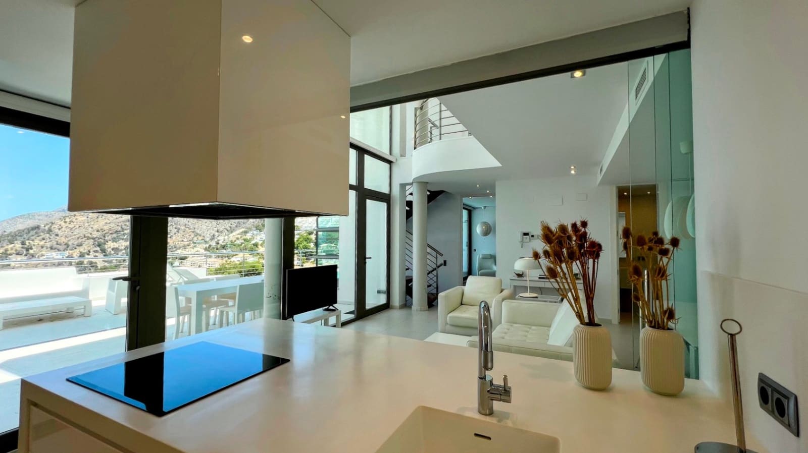 3 sypialnia Willa na sprzedaż w Altea z basenem garażem - 1 450 000 € (Ref: 9997478)