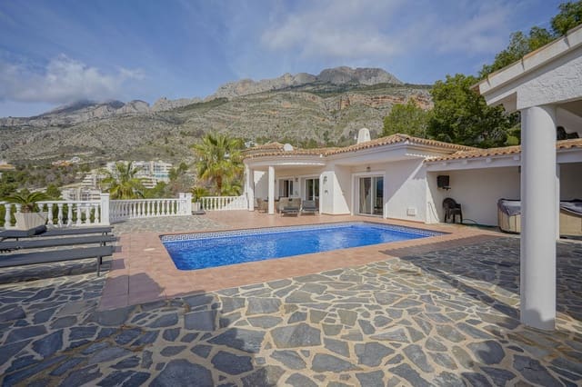 4 soverom Villa til salgs i Alhama Springs, Altea med svømmebasseng garasje - € 1 295 000 (Ref: 9997479)